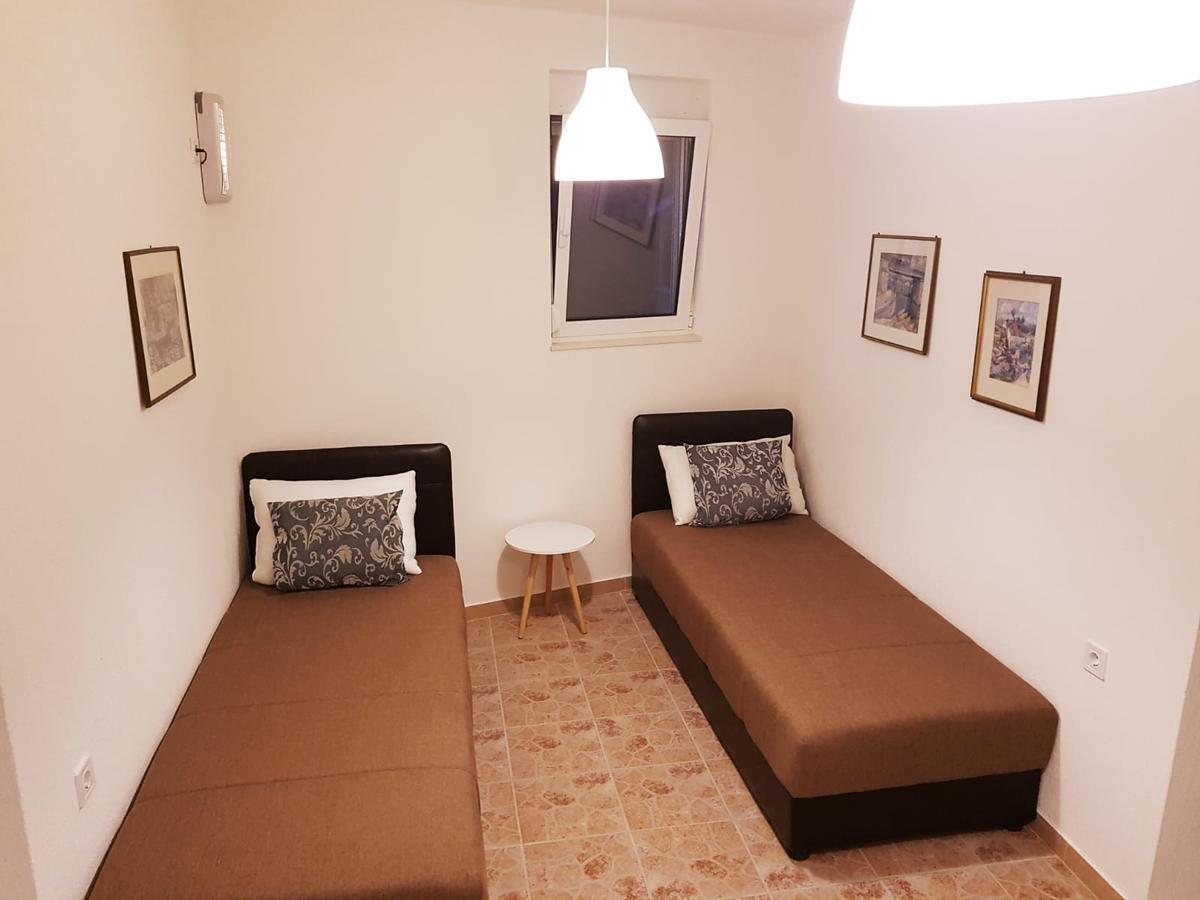 Tufio Apartmani Ulcinj Exterior photo